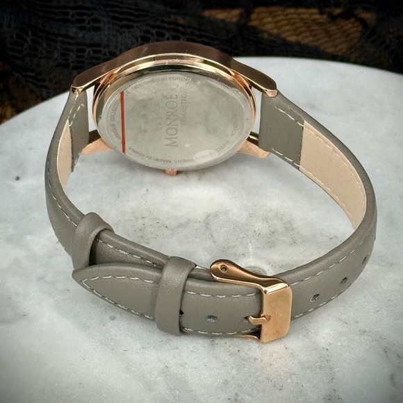 NOR Women\'s Watch in Soft Beige and Rose Gold